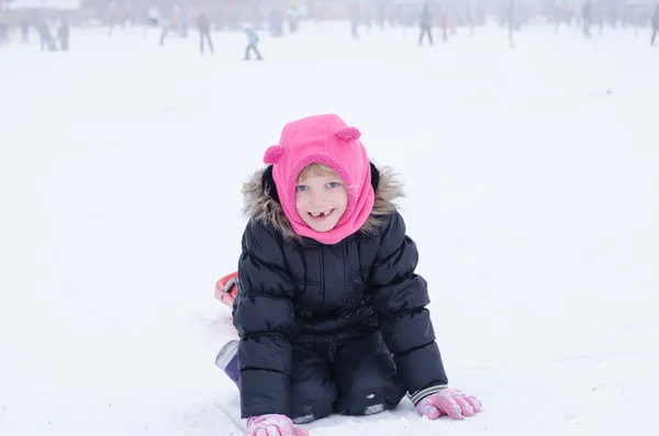 Bambino sulla neve — Foto Stock