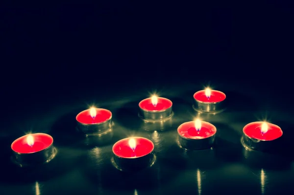 Candele rosse accese — Foto Stock