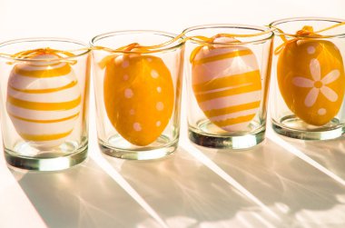 Turuncu Paskalya yumurtaları 