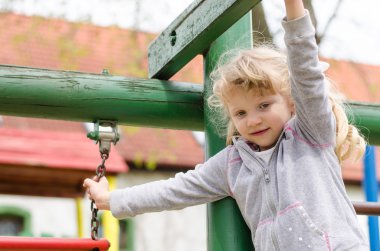 Çocuk oyun parkında