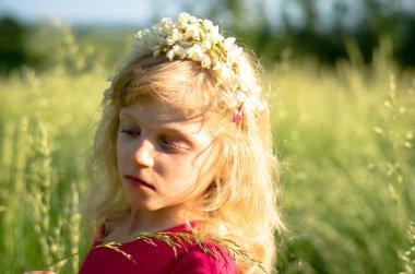 güzel sarışın kız 