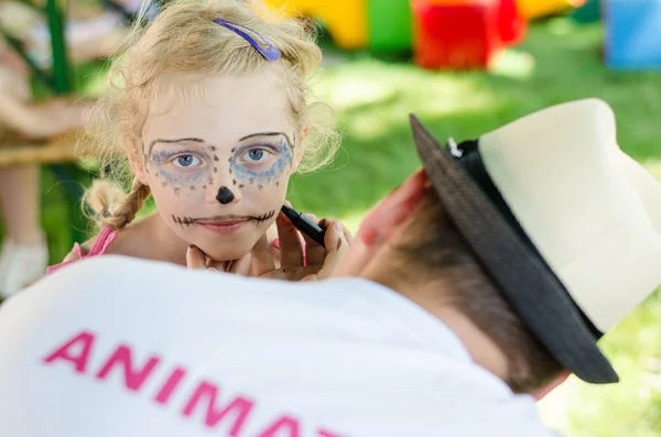 Girl with facepainting — Stock Photo, Image