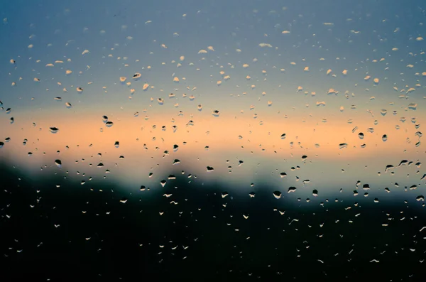 Gotas de agua en ventana — Foto de Stock