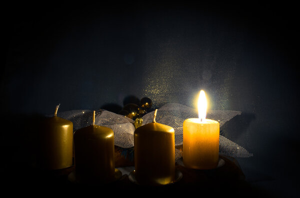 горящая свеча