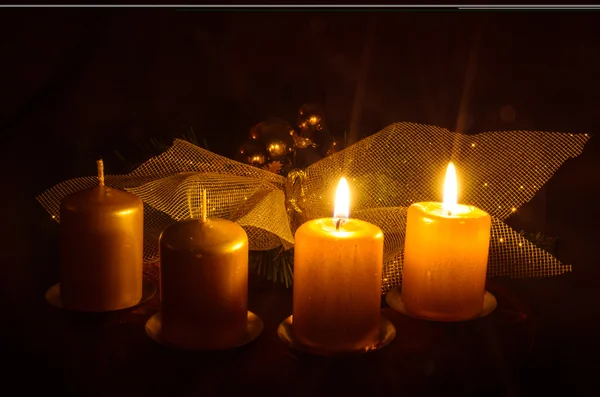 Горящие свечи — стоковое фото