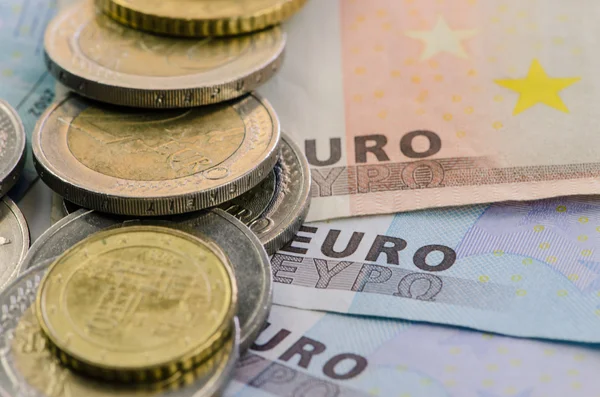 coins and banknotes