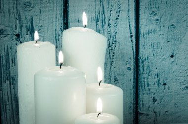 Beyaz mum yakma