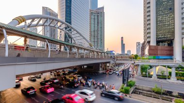 Genel gökyüzü-yürü gökyüzü tren istasyonu Chong Bangkok'un Bangkok aşağı 