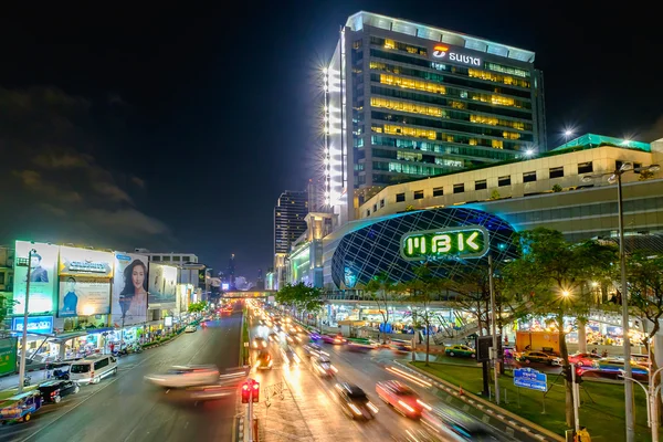 MBK'ın alışveriş merkezi, gece, Mbk Merkezi