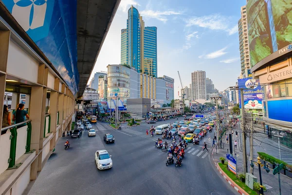 Akşam trafiğinde Bangkok