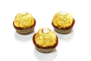 Ferrero Rocher İtalyan üretici tarafından yapılan bir çikolata markasıdır