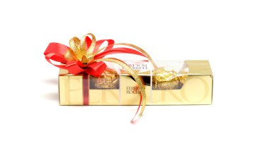 Ferrero Rocher bir hediye partisi için ideal