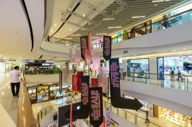 Centralplaza Rama 9, Centralplaza br en son ek