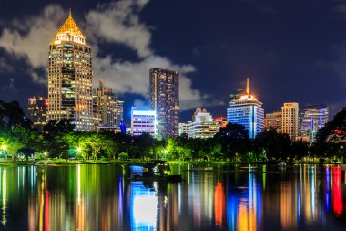 gece cityscape