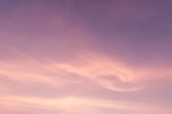 alacakaranlık gökyüzü