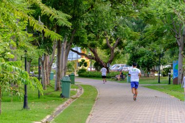 Genel Park'ta koşan adam koşu