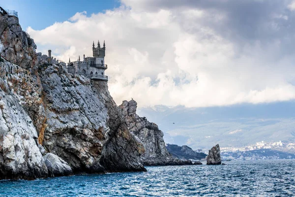 Crimea Bolshaya Yalta Swallow Nest Castle April 2021 — Foto de Stock