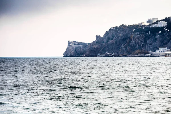 Crimea Bolshaya Yalta Swallow Nest Castle April 2021 — Foto de Stock