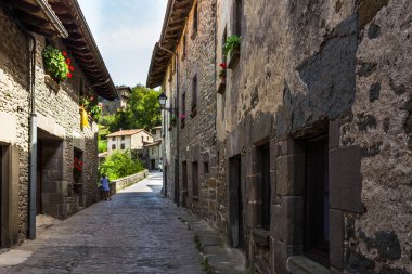 Rupit ben Pruit, Ağustos 2015