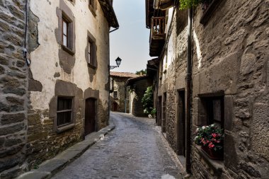 Rupit ben Pruit, Ağustos 2015