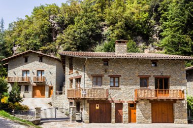 Rupit ben Pruit, Ağustos 2015