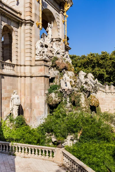 O Parque da Ciutadella, o arco do Triunfo, Barcelona 2015 — Fotografia de Stock