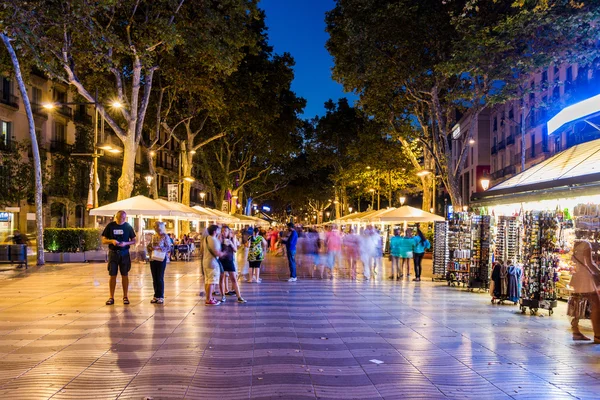 España, Cataluña, noche de Barcelona, agosto 2015 — Foto de Stock