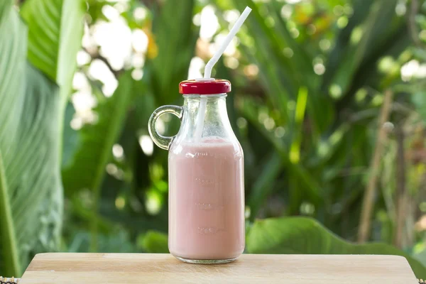 Frischer Milch Erdbeergeschmack — Stockfoto