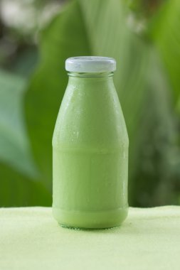 Soğuk Matcha yeşil çay 