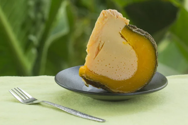 Half of Egg Custard in the pumpkin — Stock Photo, Image