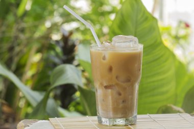 buz kahve karamel latte 