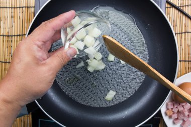 Soğan koyarak Şef kaydırmak için