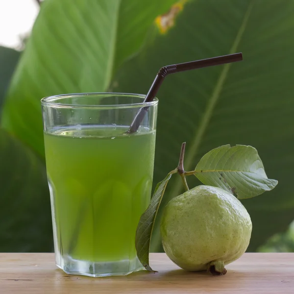 Taze guava suyu — Stok fotoğraf