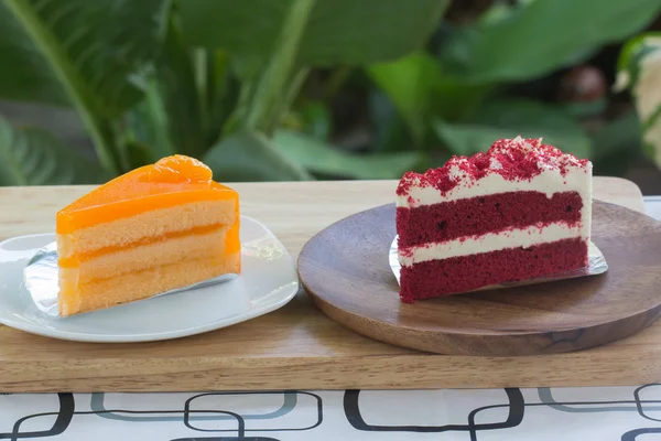 Strawberry layer and orange cake — Stock Photo, Image