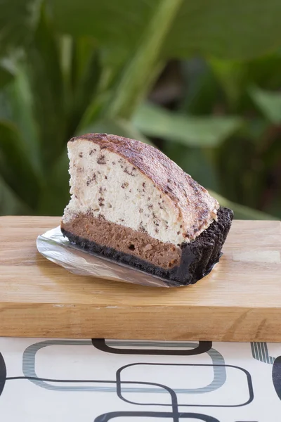 Chocolate banana cake — Stock Photo, Image