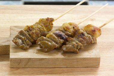 Tay tarzında sığır eti ızgara