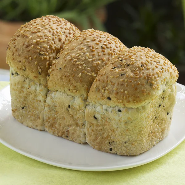 Semmel mit Sesambrot — Stockfoto