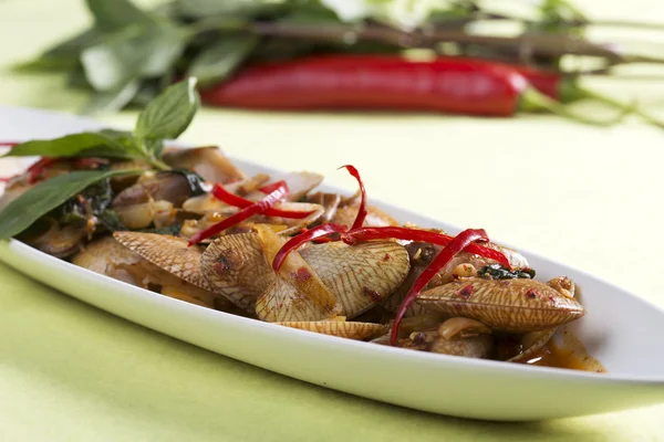 Close up Stir fried clams with roasted chili paste — Stock Photo, Image