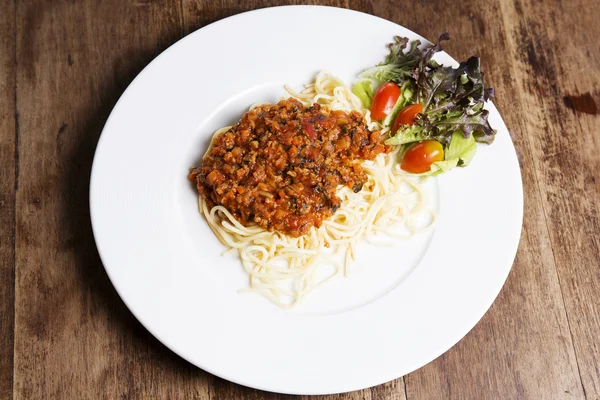 Espaguete com molho de carne — Fotografia de Stock