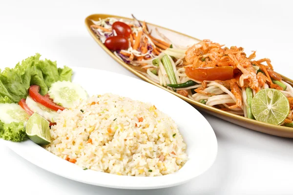 Ensalada de arroz frito y papaya — Foto de Stock