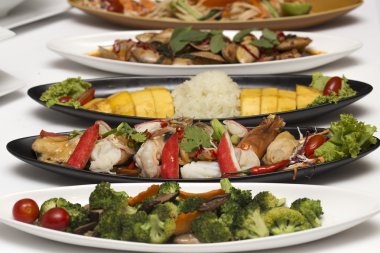 Tayland yemekleri set 