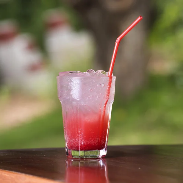 Erdbeer-Limo-Saft-Cocktail — Stockfoto