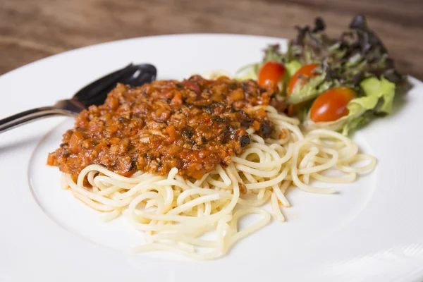 Spaghetti z sosem mięso — Zdjęcie stockowe