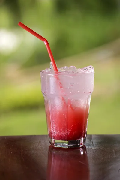 Aardbei soda SAP cocktail — Stockfoto