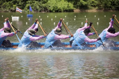 : Saraburi, Thailand - 29 Eylül: Traditi tanımlanamayan ekipte