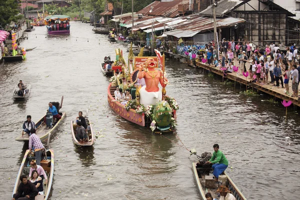 Samut Prakarn, Thailand-Oc Tober 7, 2014: Lotus dając Festiva — Zdjęcie stockowe