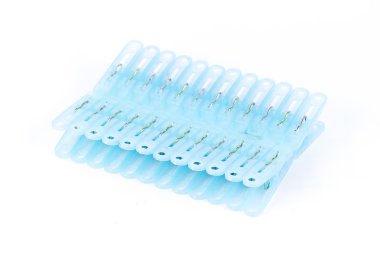 Mavi clothespeg satırı