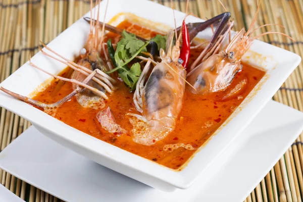 Sopa agria y picante de camarones — Foto de Stock