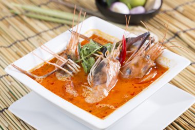 Tom yam kung