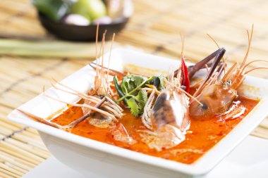 Tom yam kung
